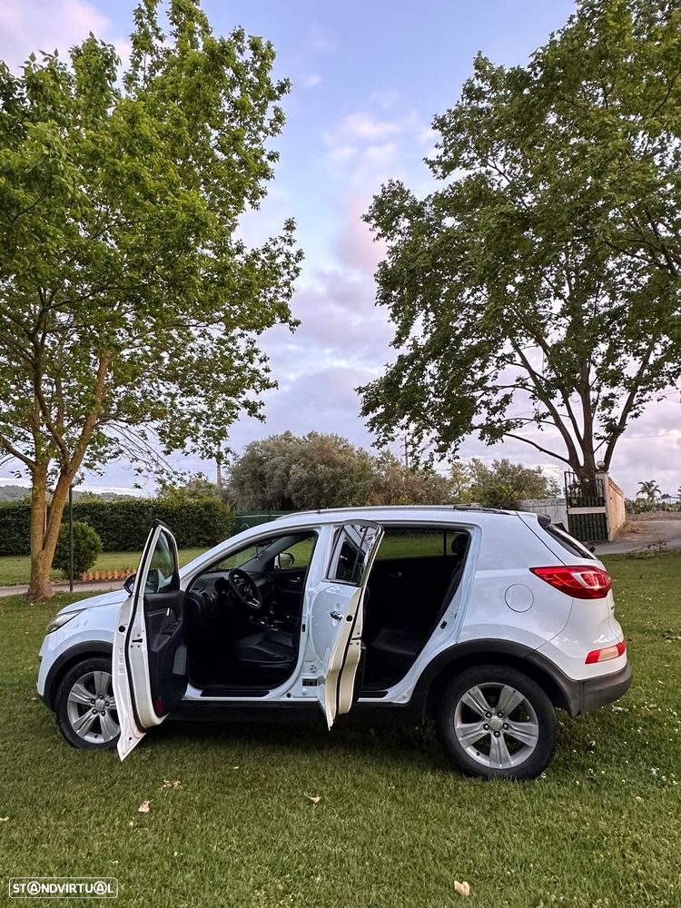 Kia Sportage 1.7 CRDI ISG EX - 9