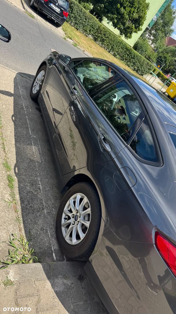 Ford Mondeo - 4