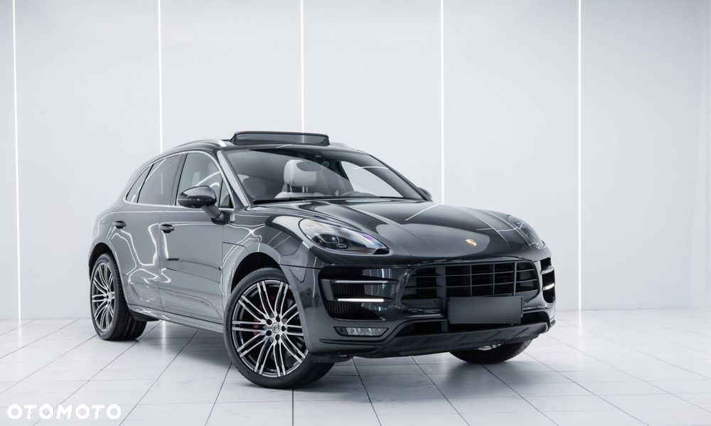 Porsche Macan Turbo - 12