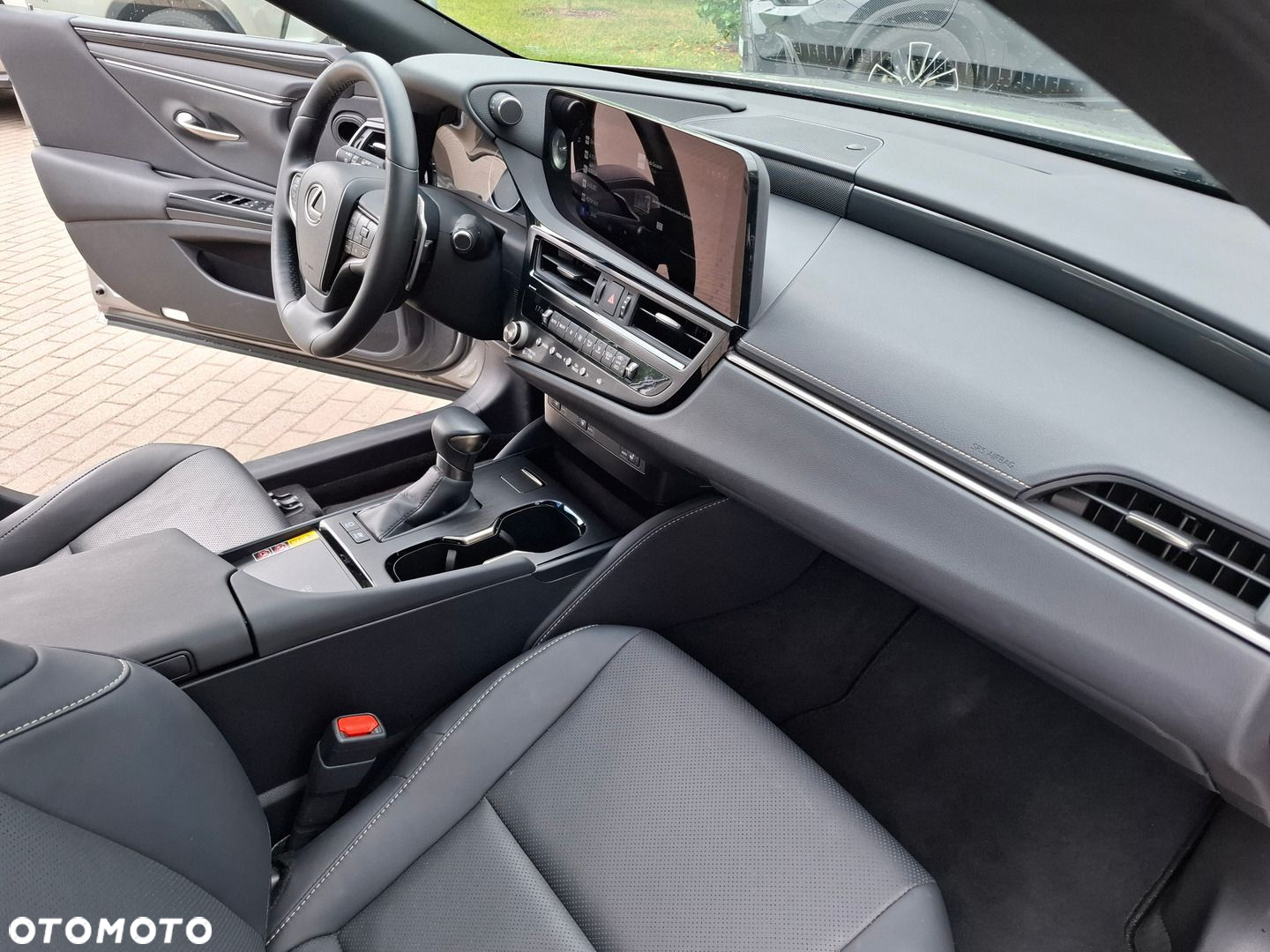 Lexus ES - 19