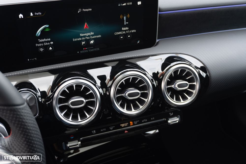 Mercedes-Benz CLA 180 7G-DCT Edition AMG Line - 25