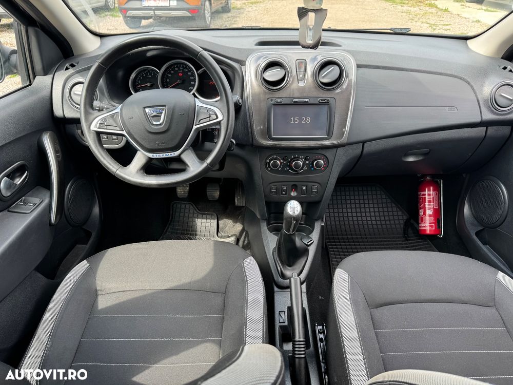 Dacia Sandero 0.9 Stepway - 6