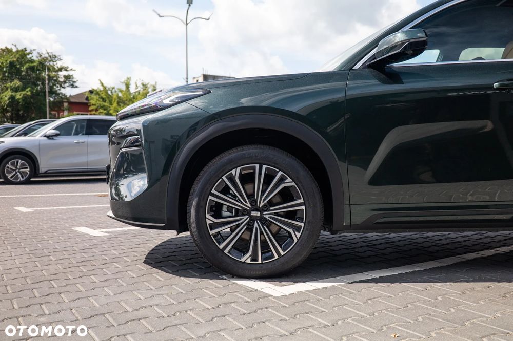Geely Starray EM-i 1.5 PHEV Max - 8