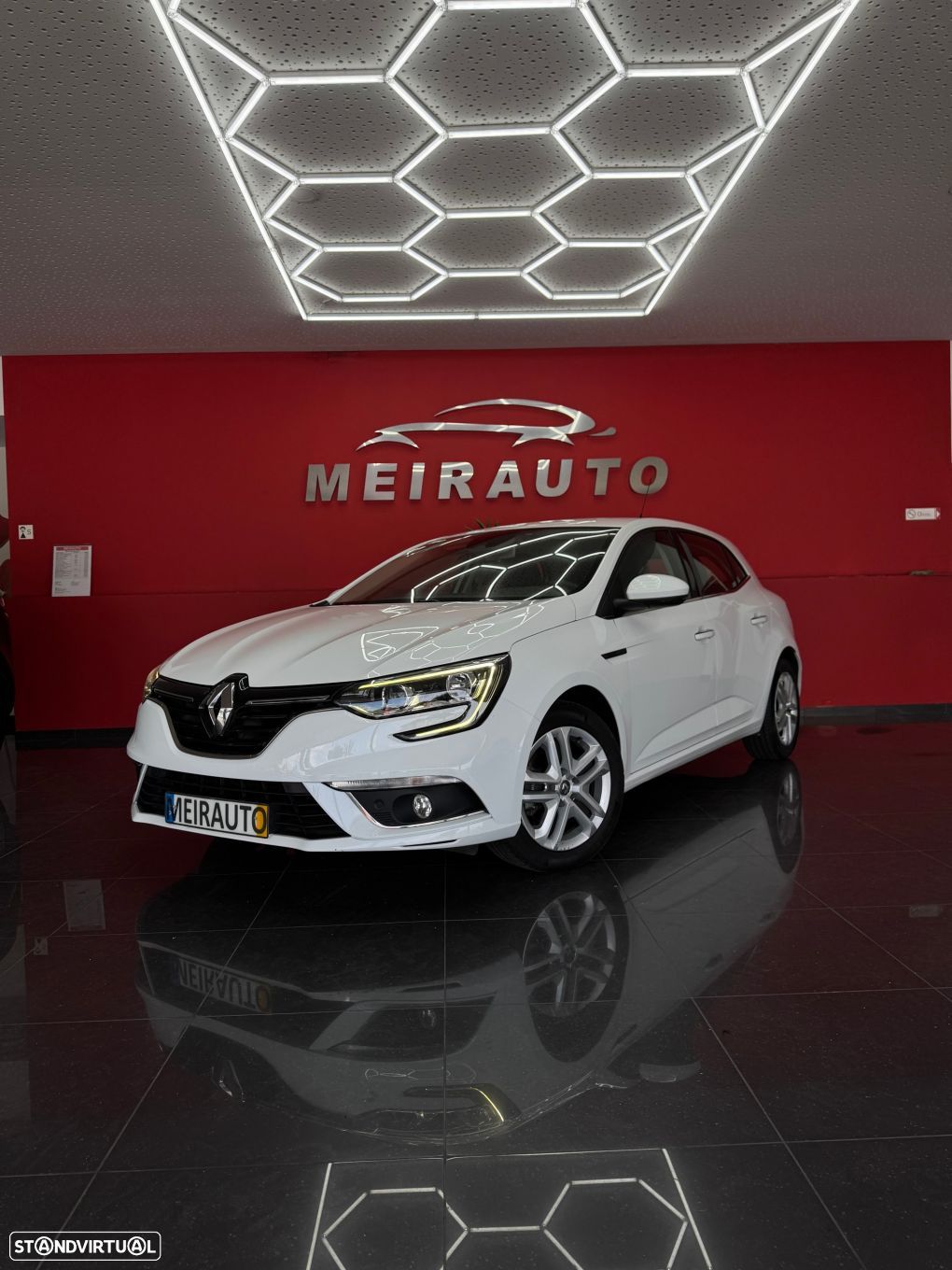 Renault Mégane 1.5 Blue dCi Zen - 1