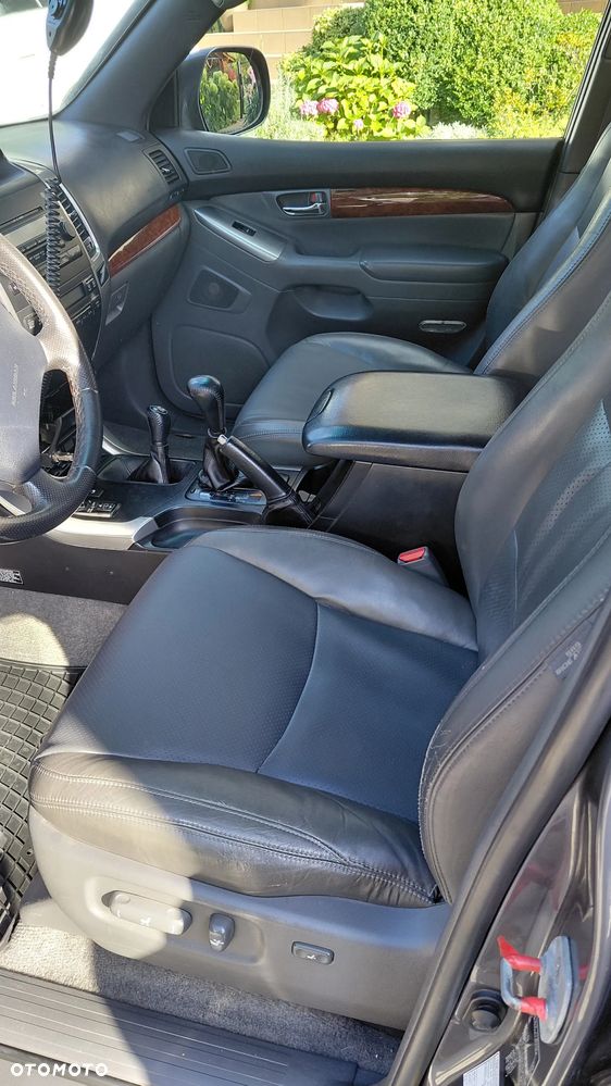 Toyota Land Cruiser 3.0 D Luna Comfort Platinium - 10