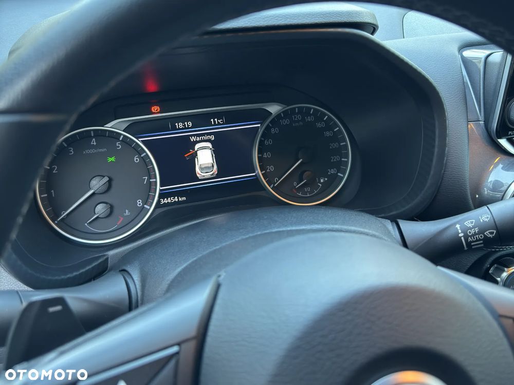 Nissan Juke 1.0 DIG-T N-Connecta DCT - 10