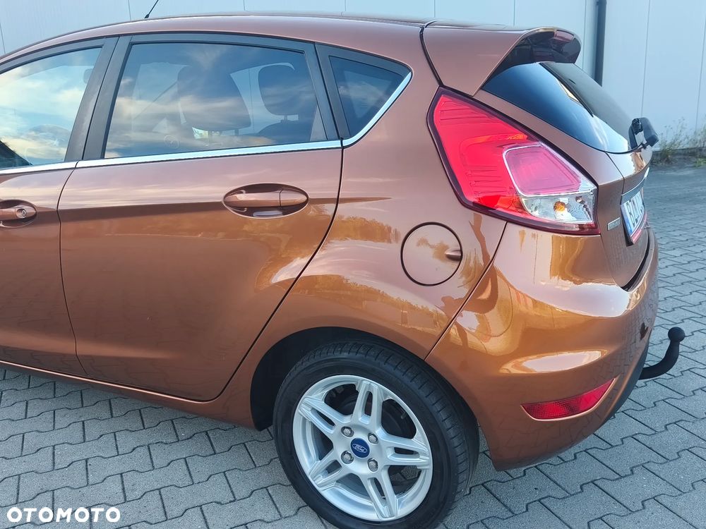 Ford Fiesta 1.0 EcoBoost Titanium - 24