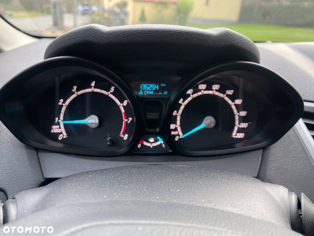 Ford Fiesta 1.25 Trend - 11