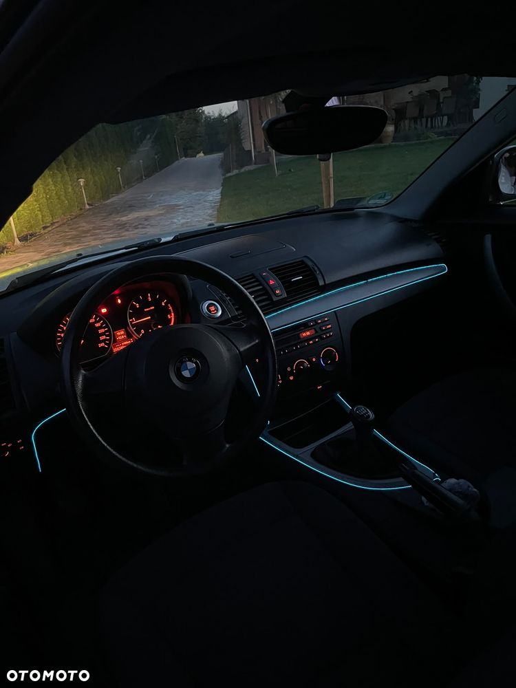 BMW Seria 1 116d - 22