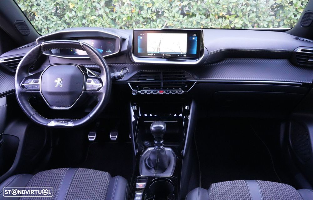 Peugeot 2008 2020 photo 2