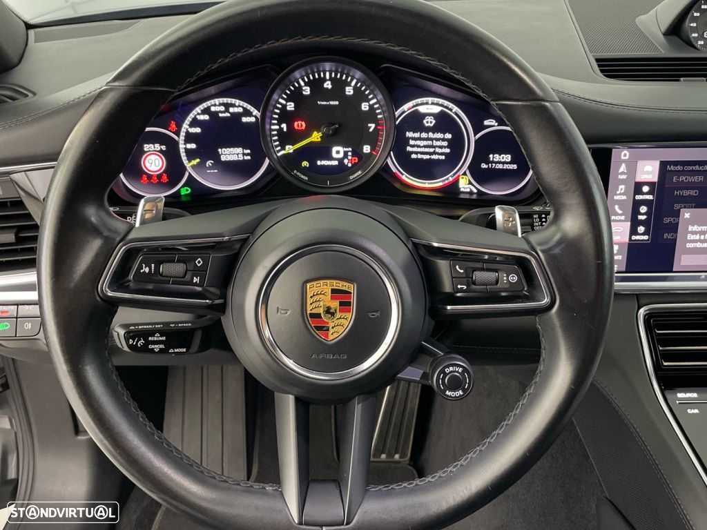Porsche Panamera Sport Turismo 4 E-Hybrid - 14