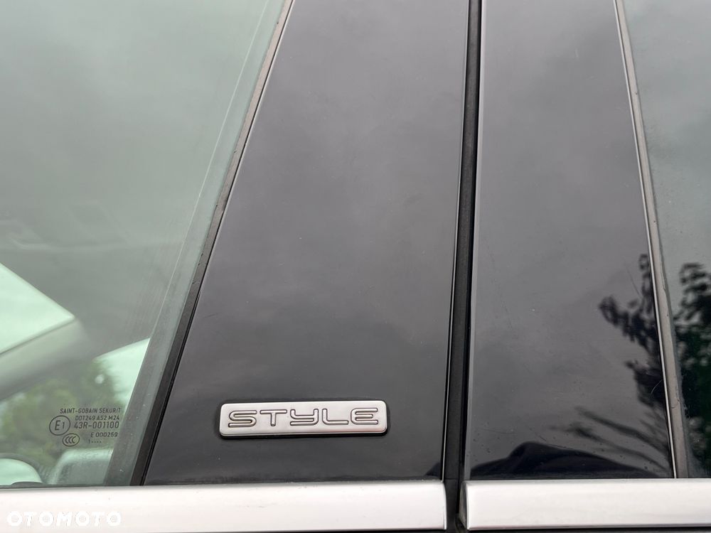 Volkswagen Sharan - 12