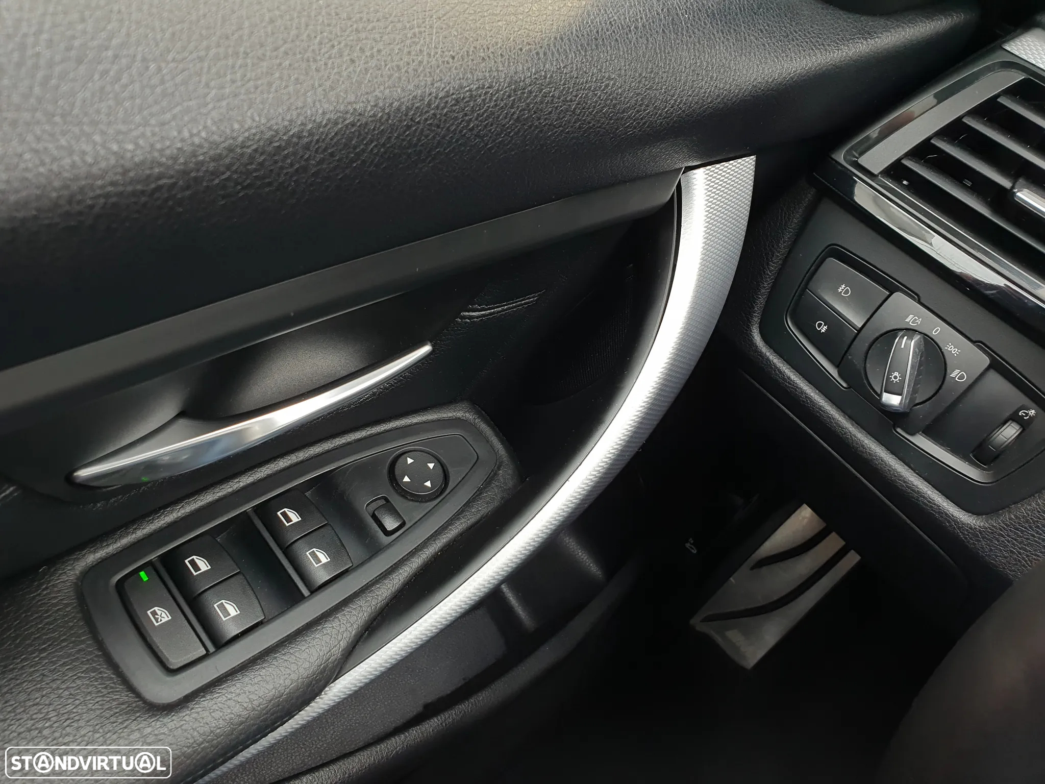 BMW 320 d Touring Auto Pack M - 9