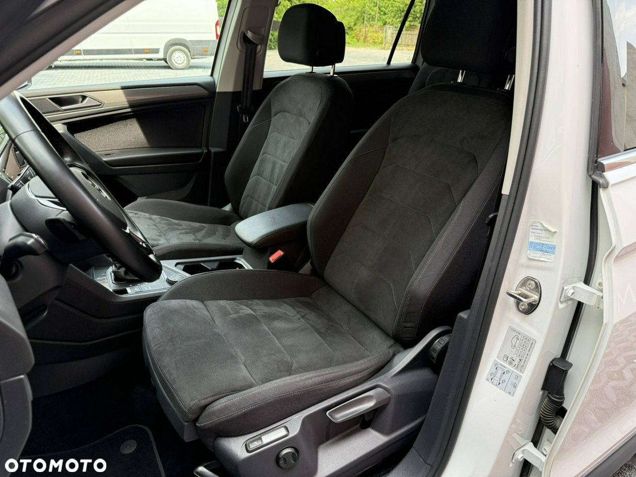 Volkswagen Tiguan Allspace - 14