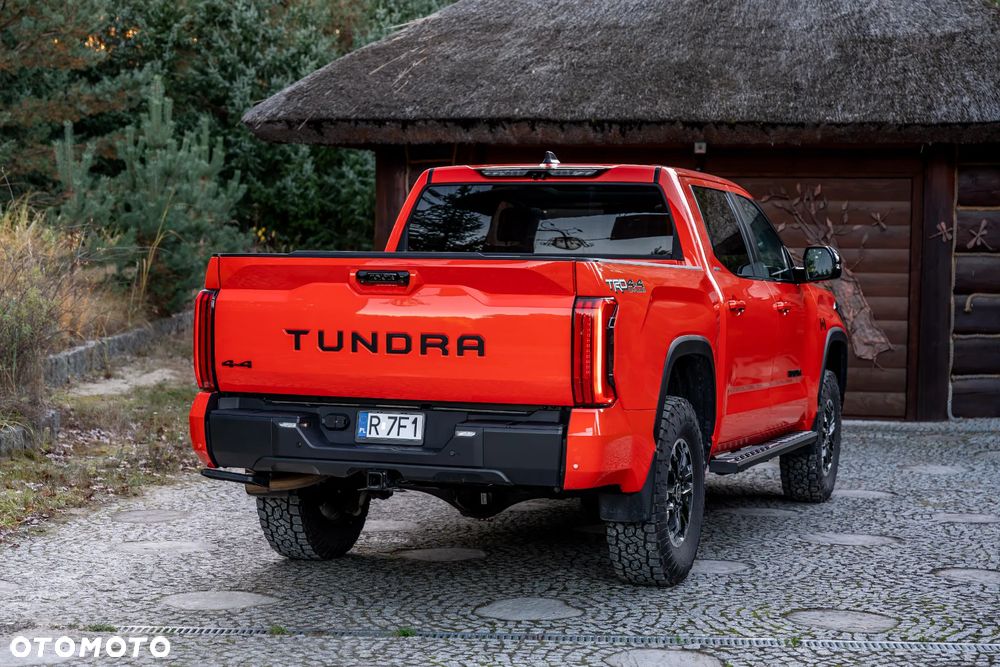 Toyota Tundra - 5