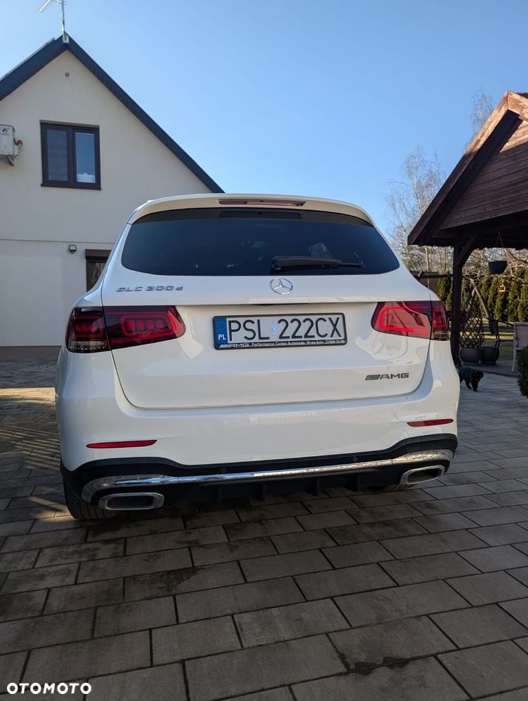 Mercedes-Benz GLC 200 d 4Matic 9G-TRONIC AMG Line Plus - 11