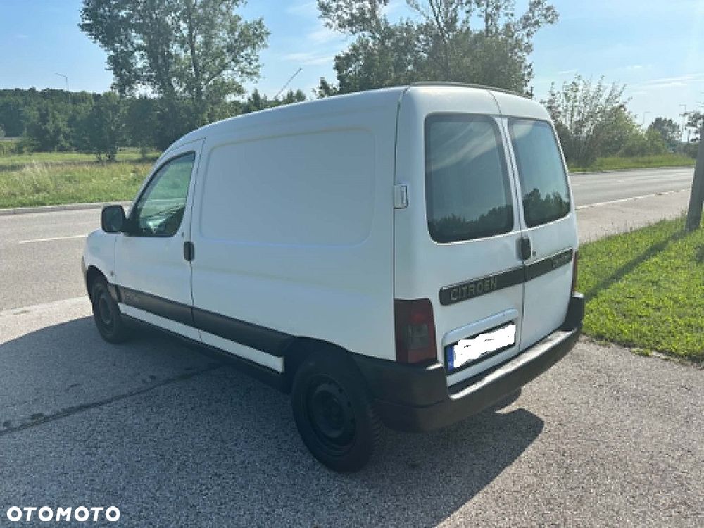 Citroën Berlingo 1.6 HDi 75 Attraction - 12