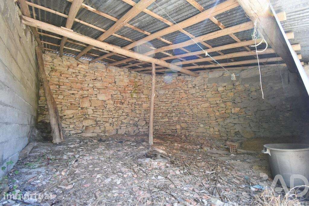 Casa tradicional T3 em São Miguel, Santa Eufémia e Rabaçal de 272,00 m - Grande imagem: 5/25
