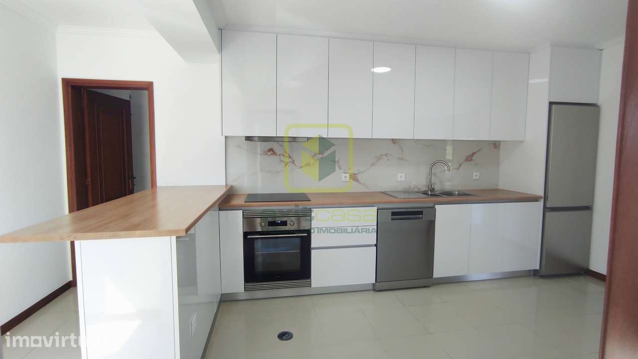 Apartamento T3 no Centro de Albergaria-a-Velha - Grande imagem: 3/18