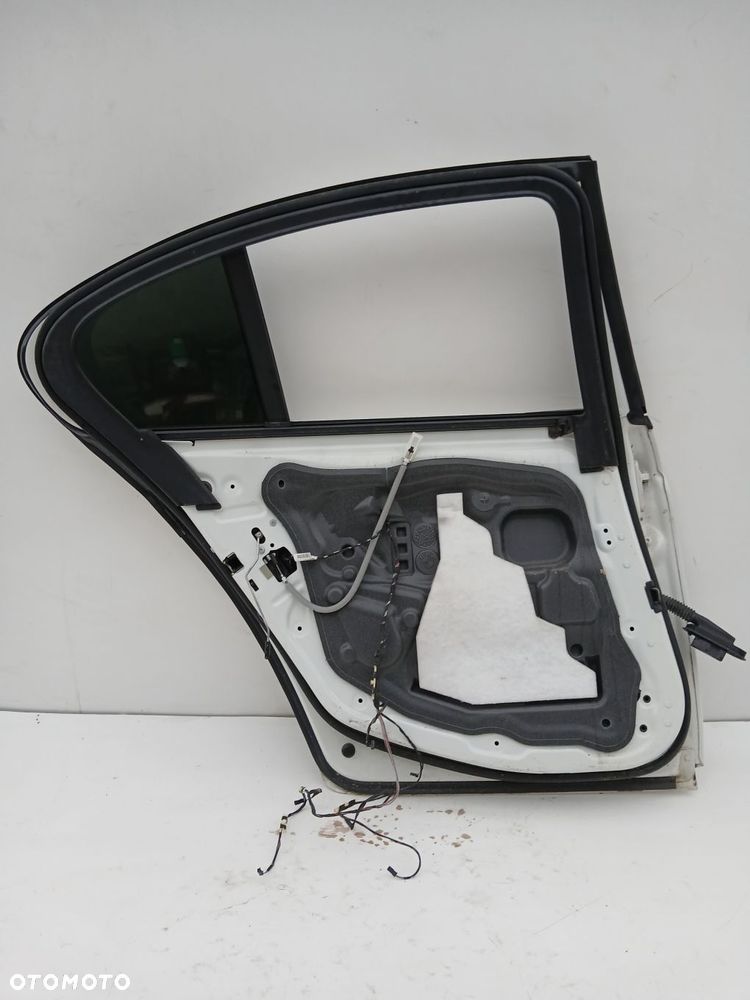 DRZWI LEWE TYLNE BMW F10 A300 - 11