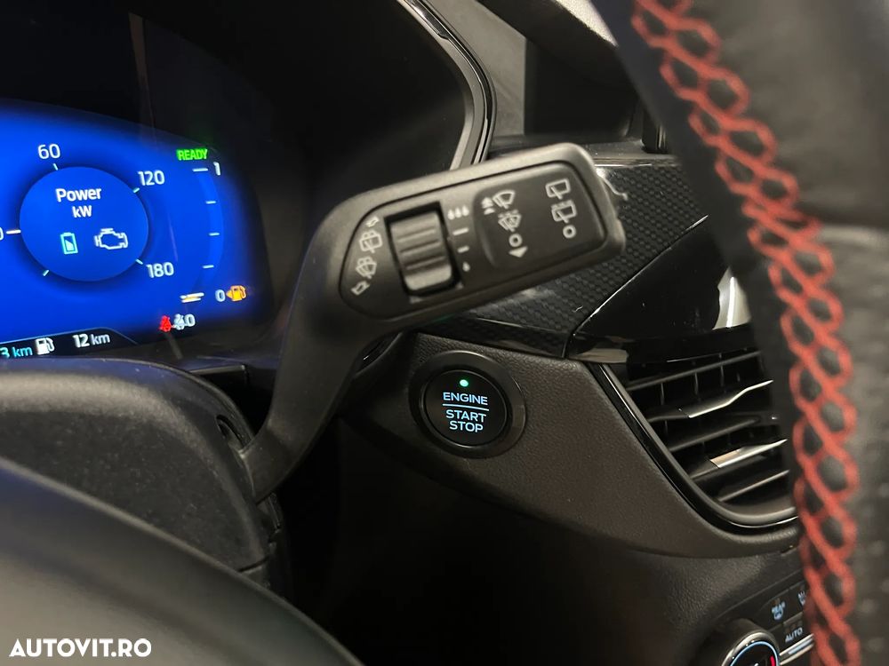 Ford Kuga 2.5 Duratec PHEV ST-LINE - 26