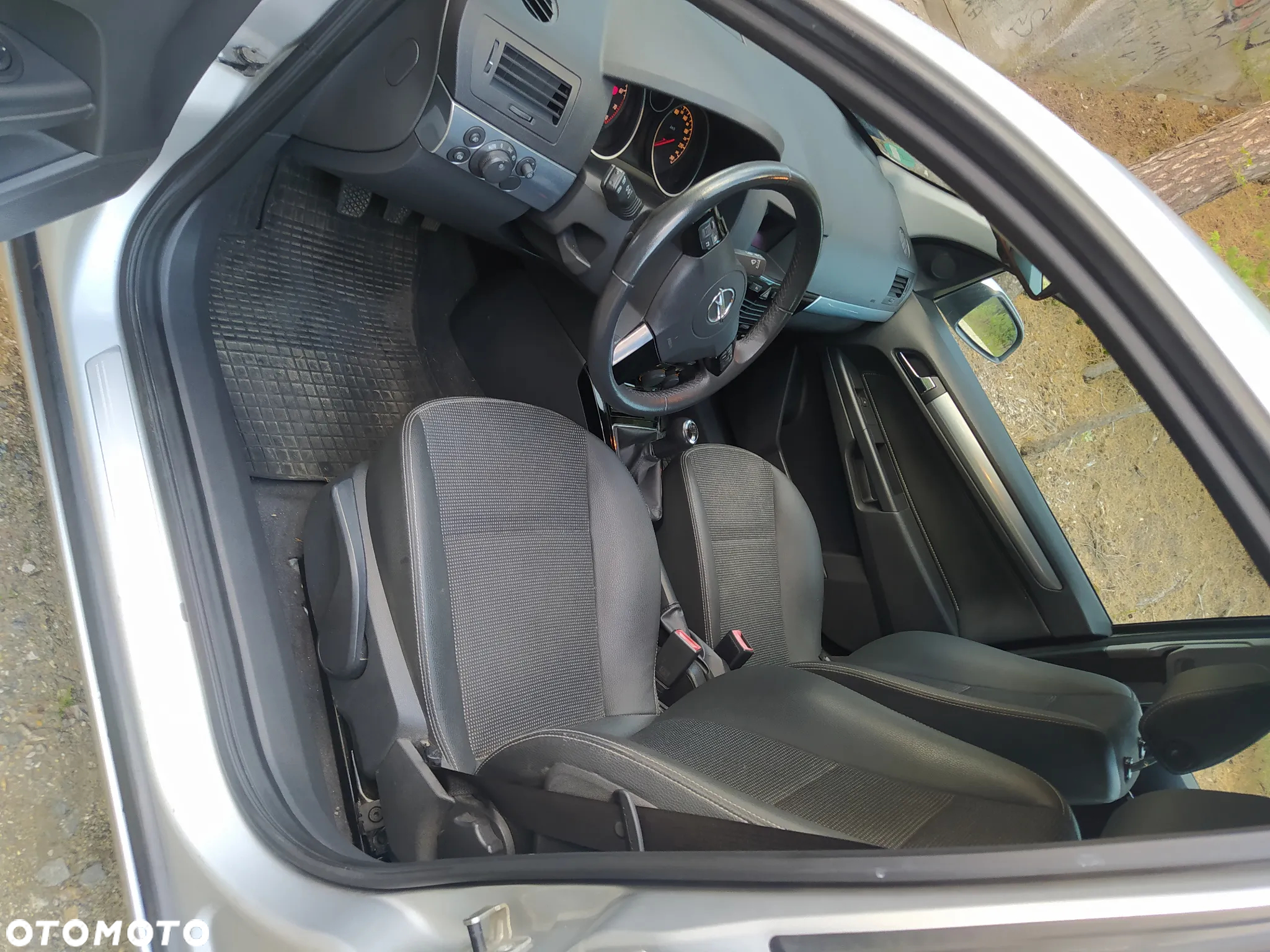 Opel Astra 1.6 Easytronic Cosmo - 5