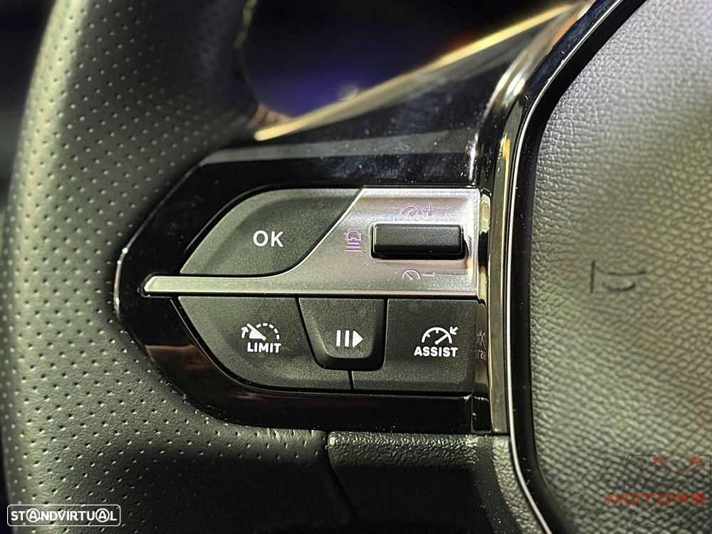 Peugeot 408 1.6 Hybrid GT e-EAT8 - 23