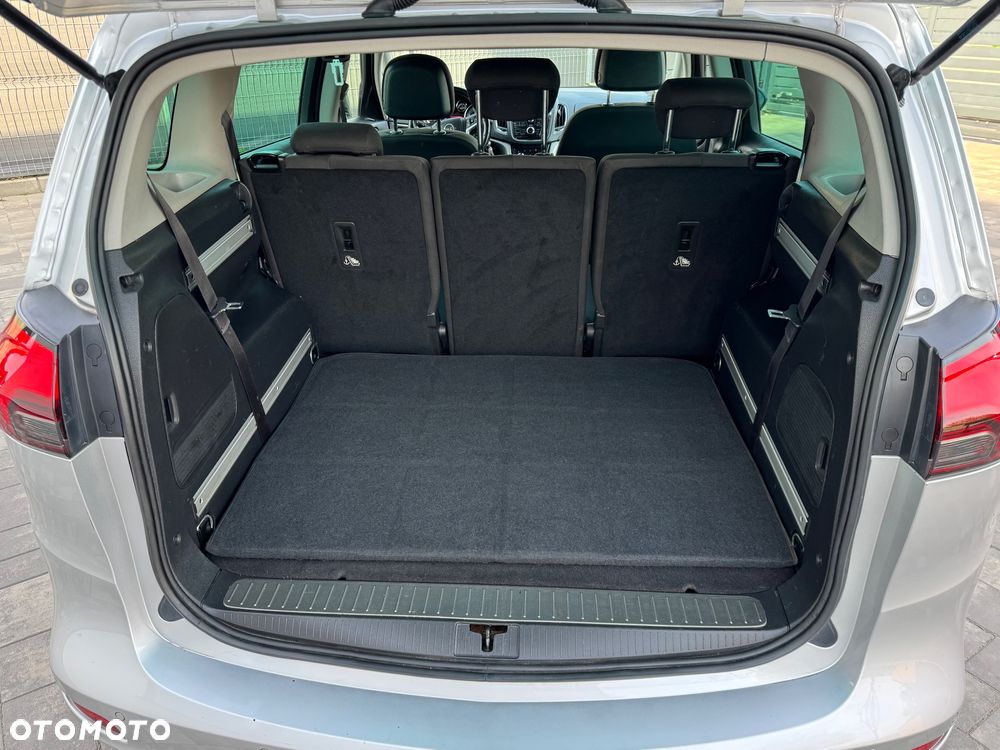 Opel Zafira - 13