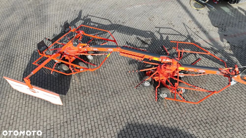 Kuhn ZGRABIARKA GA 6632 ZGRABIARKA KUHN 2 KARUZELE Zapraszam Posiadam wiele maszyn Ciagnik Prasa Kosiarka - 9