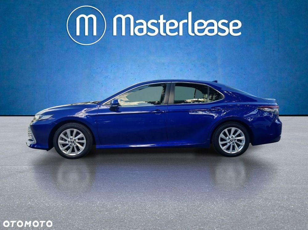 Toyota Camry - 8