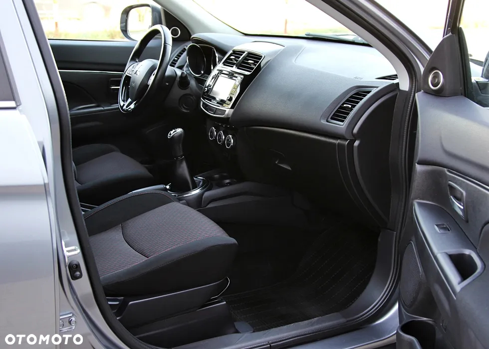 Mitsubishi ASX 1.6 Intense Plus Navi - 24