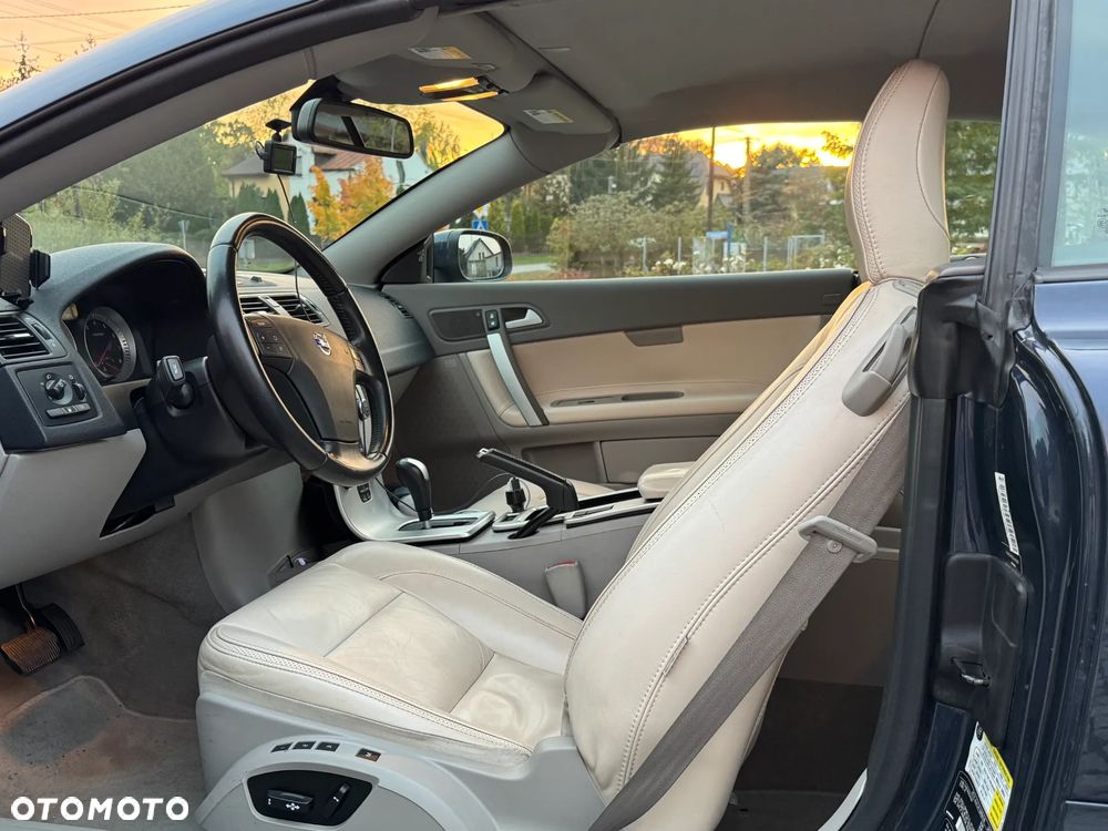 Volvo C70 T5 Summum - 9