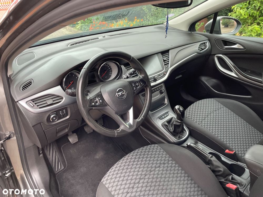 Opel Astra 1.4 Turbo Start/Stop Business - 18