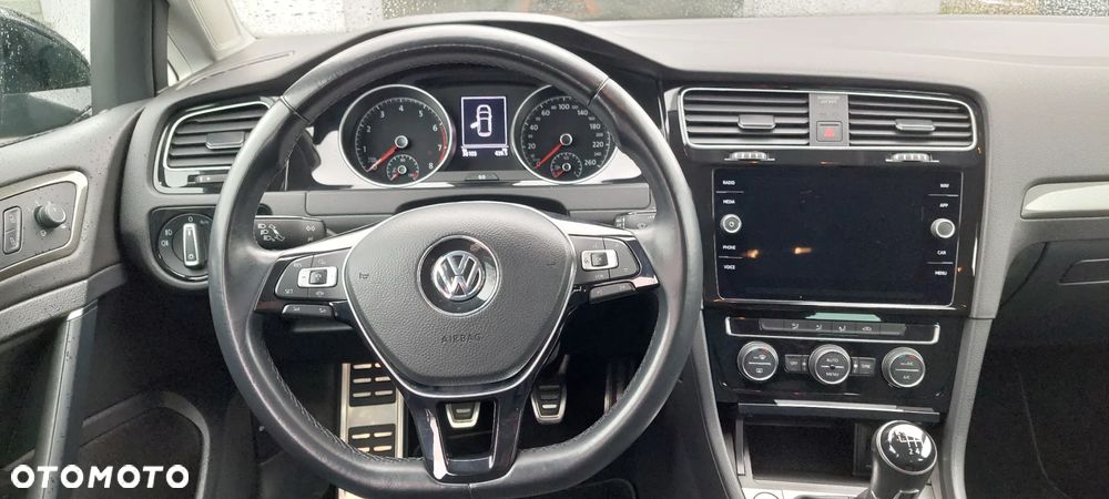 Volkswagen Golf 1.0 TSI OPF IQ.DRIVE - 7