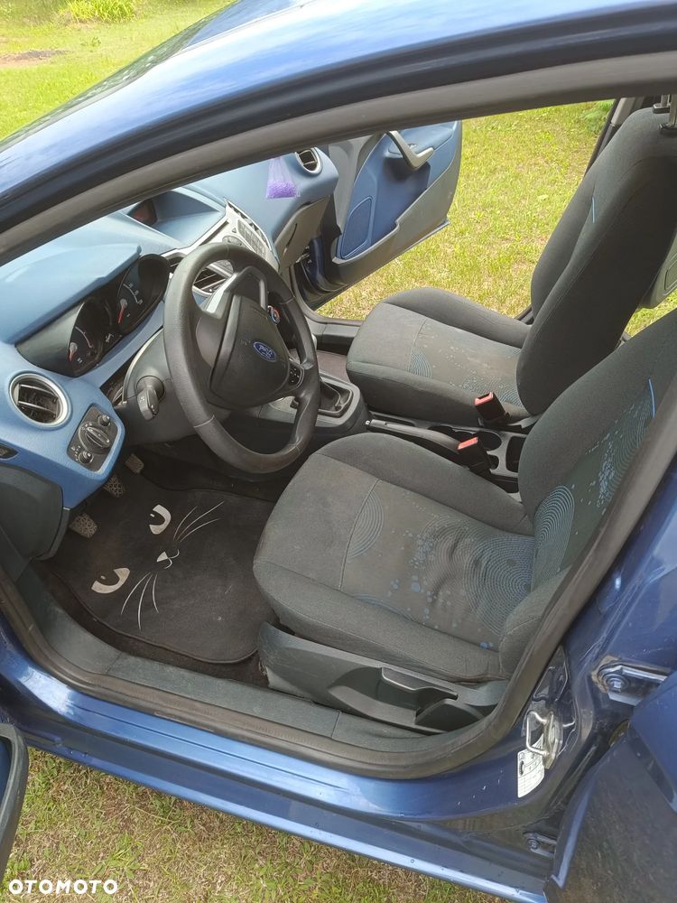 Ford Fiesta - 7