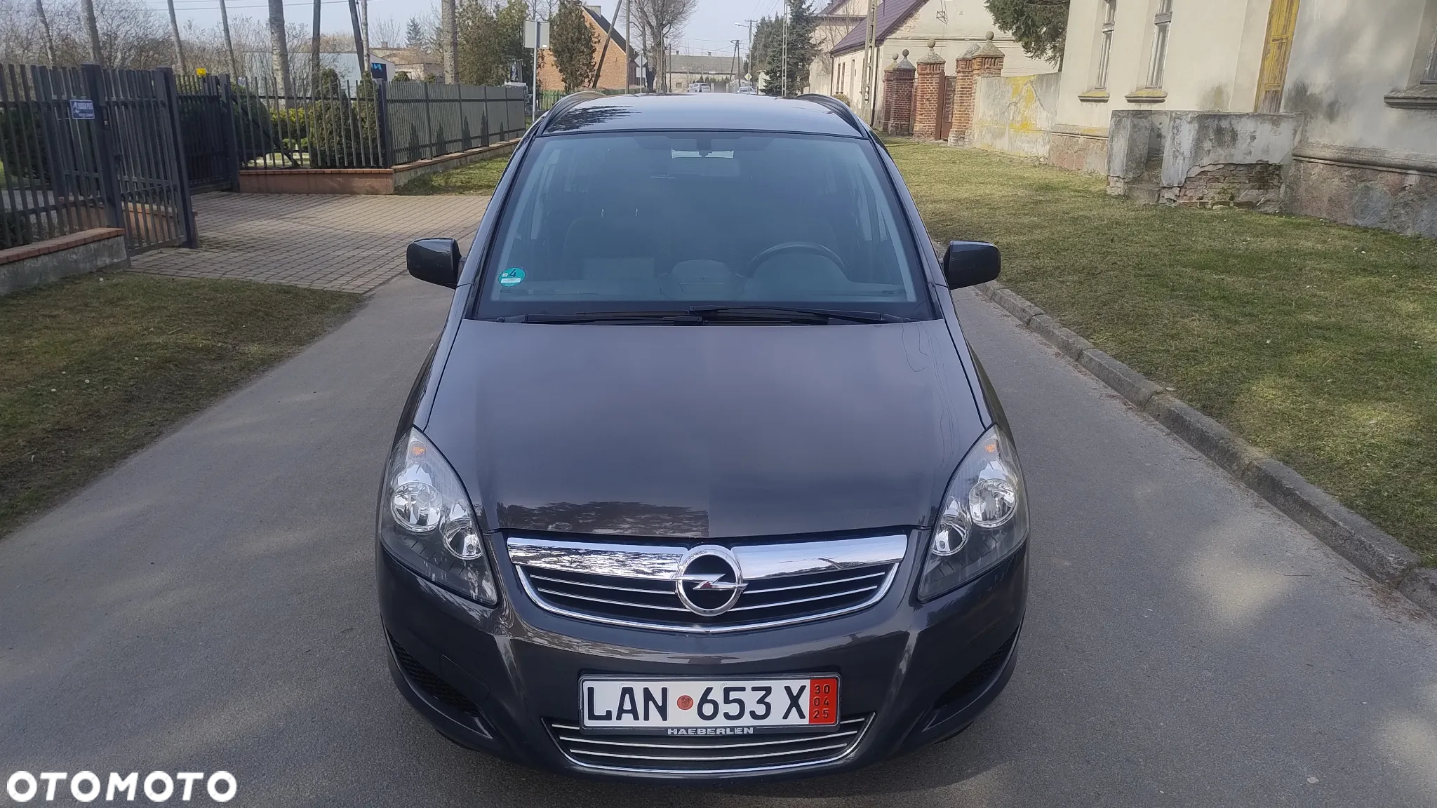 Opel Zafira 1.8 Cosmo - 12