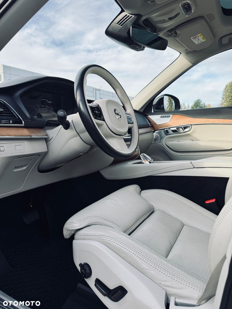 Volvo XC 90 B5 D AWD Inscription 7os - 17