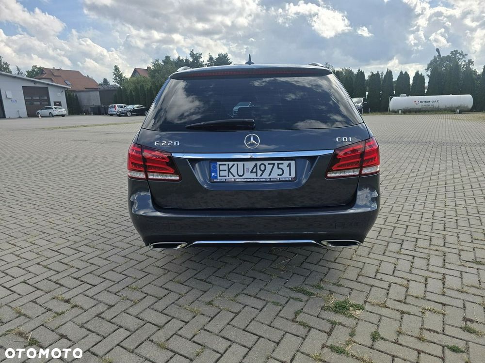 Mercedes-Benz Klasa E - 17