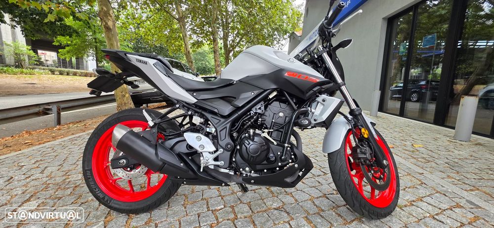 Yamaha MT-03 - 3