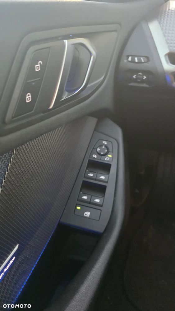 BMW Seria 2 220i mHEV - 12