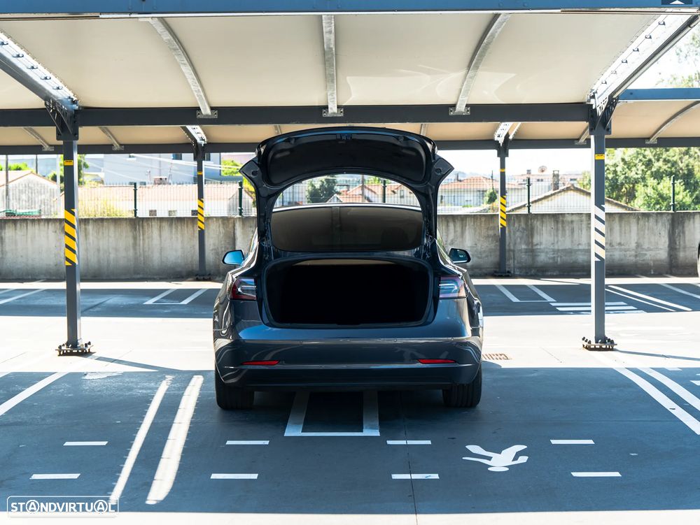Tesla Model 3 Long Range AWD Dual Motor - 32