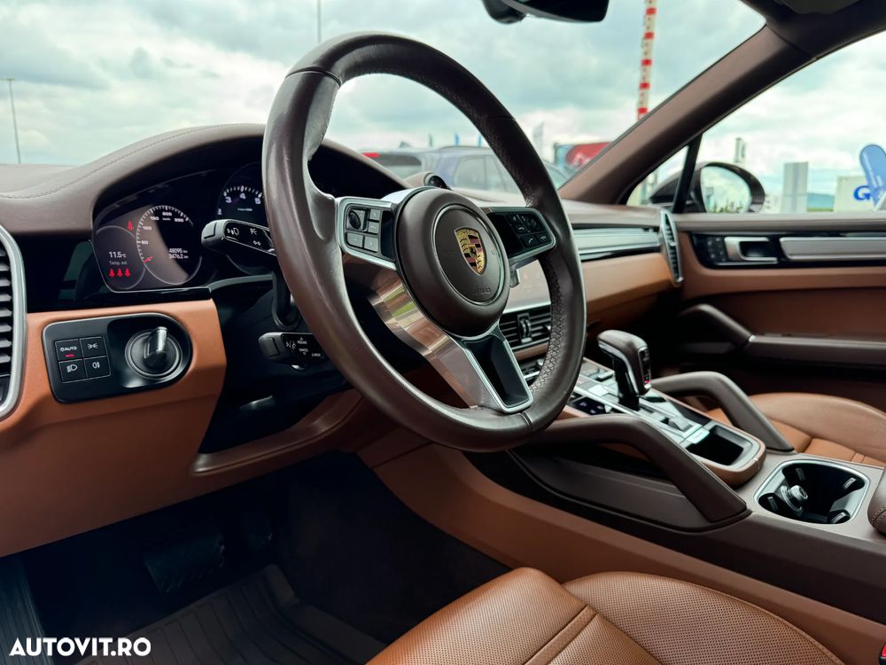 Porsche Cayenne Tiptronic S Platinum Edition - 13