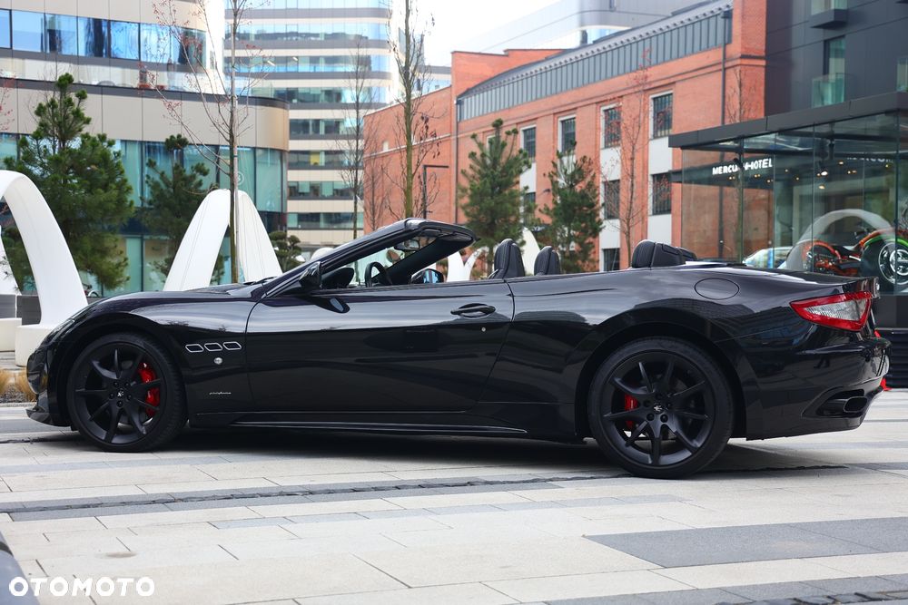 Maserati GranCabrio MC Centenario - 3