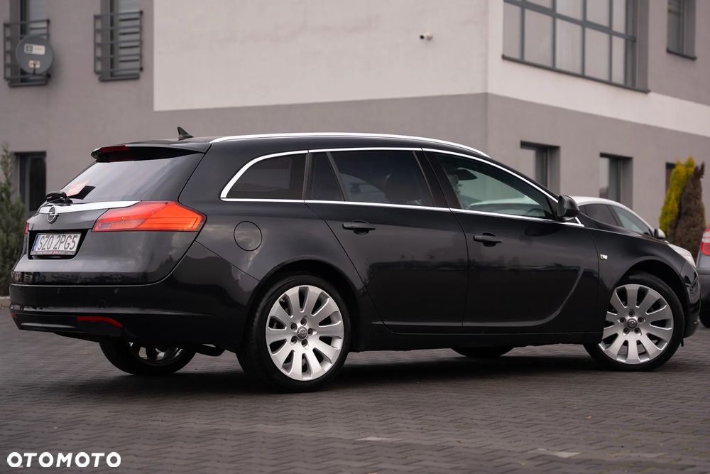 Opel Insignia 1.8 Sport - 12
