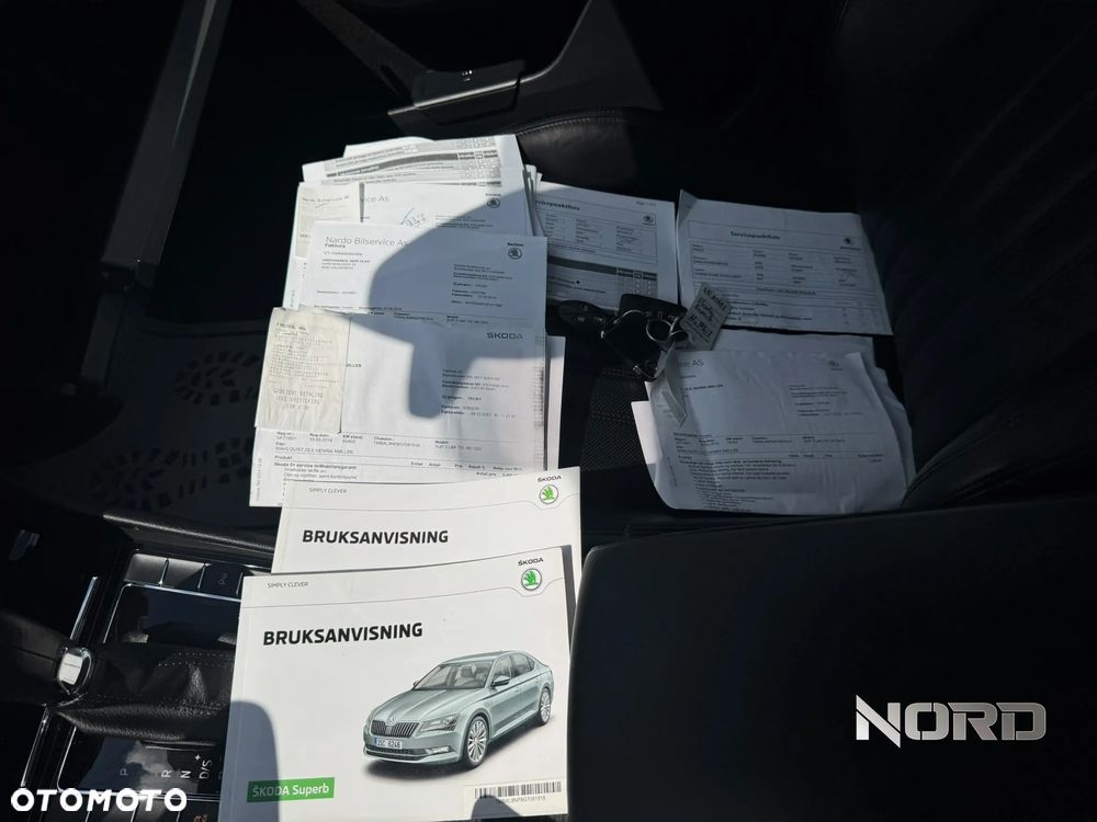 Skoda Superb 1.8 TSI DSG L&K - 34