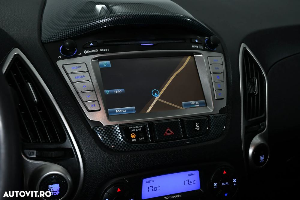Hyundai ix35 2.0 CRDI 4WD Premium - 17
