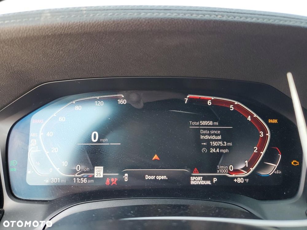 BMW Seria 3 330i xDrive M Sport sport - 9