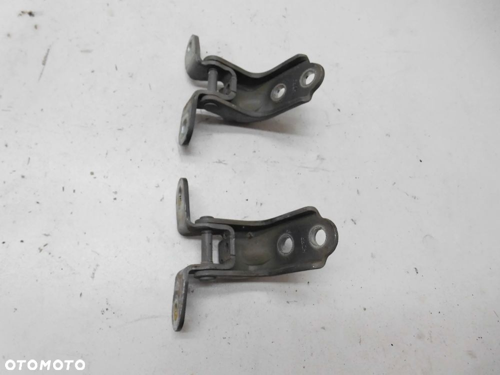 ZAWIAS ZAWIASY DRZWI HYUNDAI I30 I LIFT 2007-2012r. PRAWY PRZEDNI ORYGINAŁ - 2