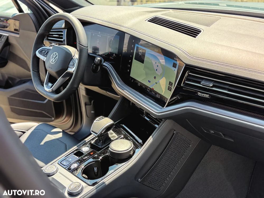 Volkswagen Touareg V6 TDI 4MOTION R-Line - 18