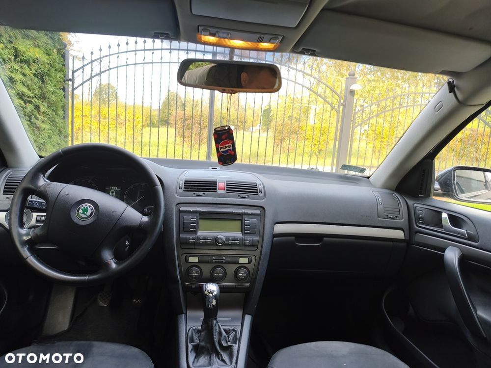 Skoda Octavia 2008 photo 5